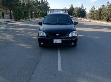 Kia Carens