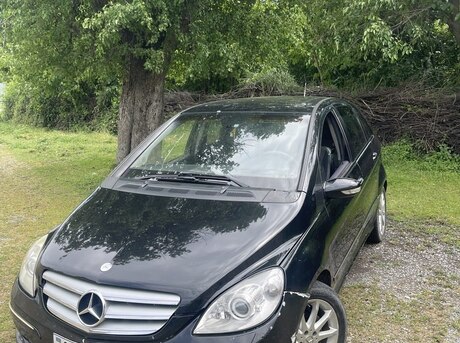 Mercedes B 170