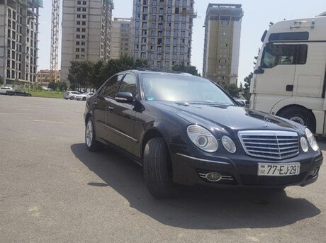 Mercedes E 220