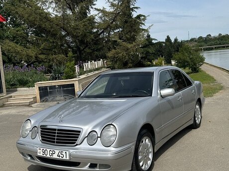 Mercedes E 270
