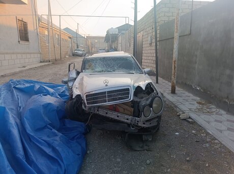 Mercedes E 220