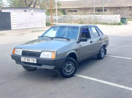 LADA (VAZ) 21099