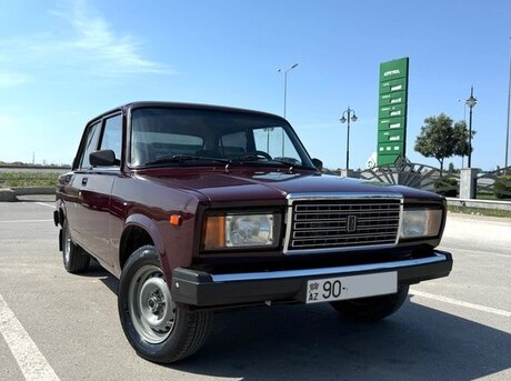 LADA (VAZ) 2107