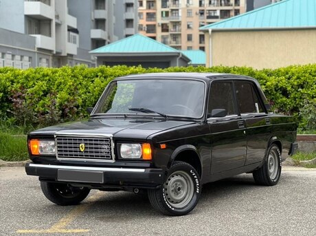 LADA (VAZ) 2107
