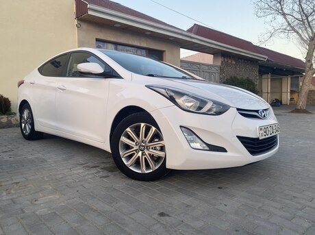 Hyundai Elantra