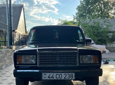 LADA (VAZ) 2107