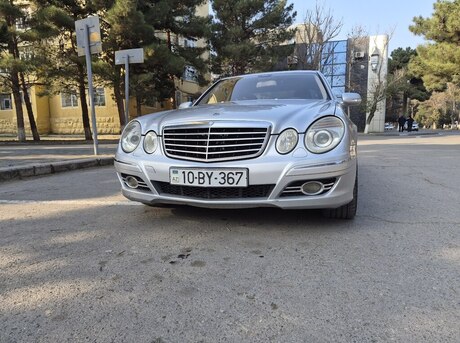 Mercedes E 280