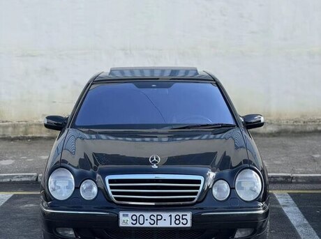 Mercedes E 320