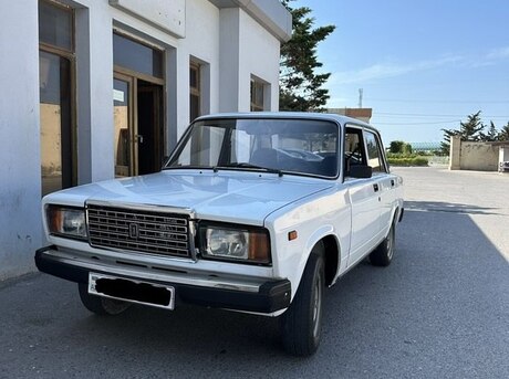 LADA (VAZ) 2107