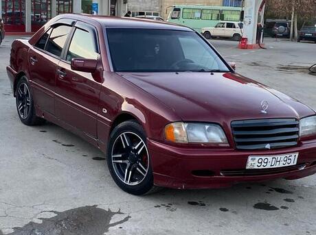 Mercedes C 180