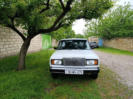 LADA (VAZ) 2107