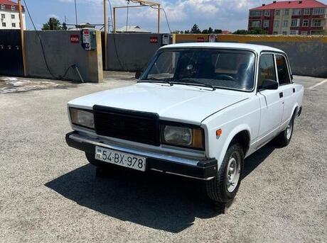 LADA (VAZ) 2107