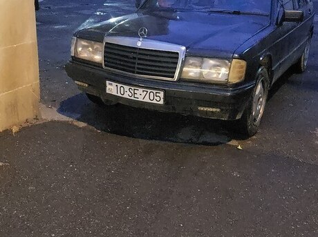 Mercedes 190