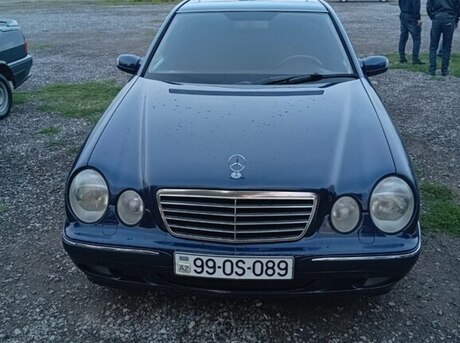 Mercedes E 270