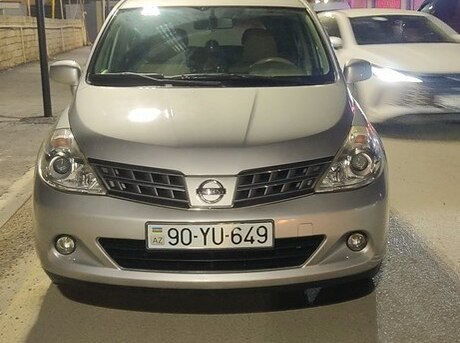 Nissan Tiida