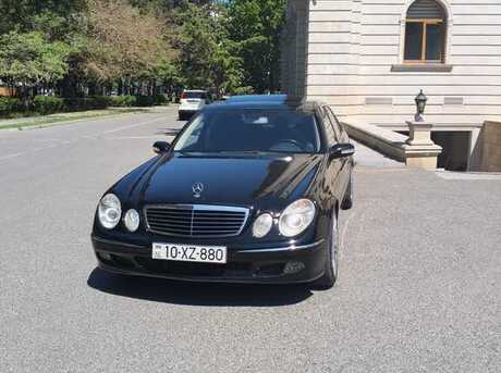 Mercedes E 320