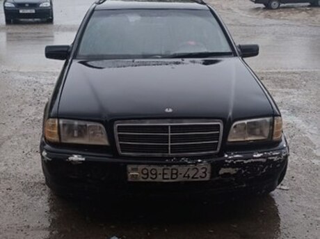 Mercedes C 180