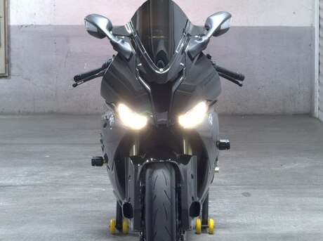 BMW S 1000 RR