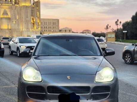Porsche Cayenne Turbo