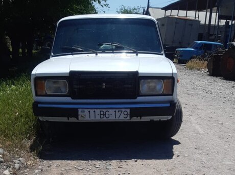 LADA (VAZ) 2107