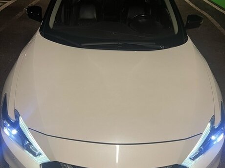 Nissan Maxima