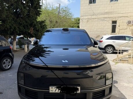 Li Auto L9
