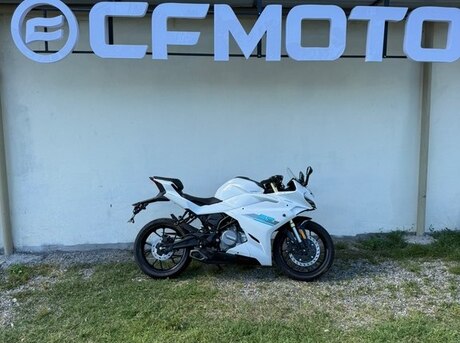 CFMOTO 250 SR