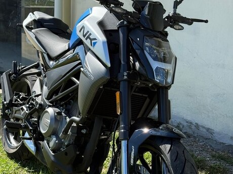 CFMOTO 250 NK