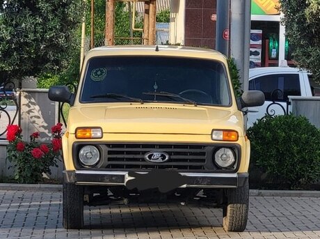 LADA (VAZ) Niva