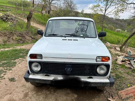 LADA (VAZ) Niva