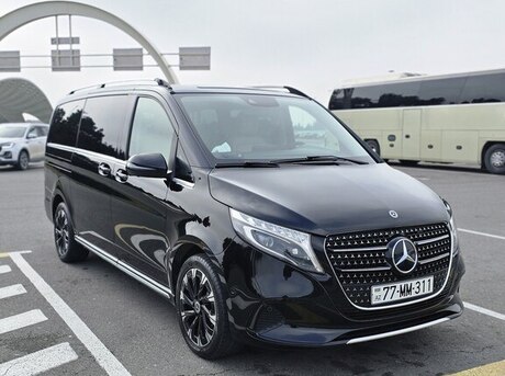 Mercedes V 220