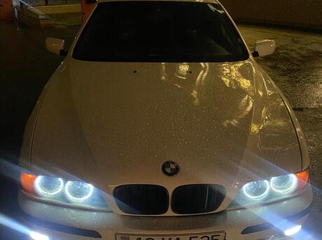 BMW 525