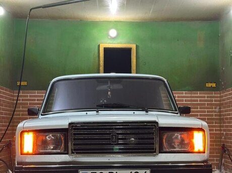 LADA (VAZ) 2107