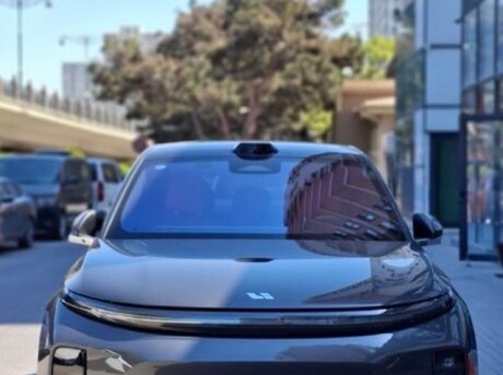 Li Auto L7