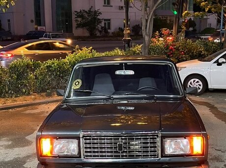 LADA (VAZ) 2107