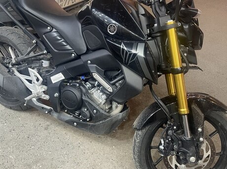 Yamaha MT-15