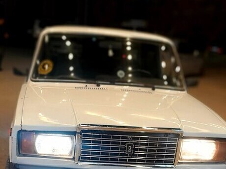 LADA (VAZ) 2107