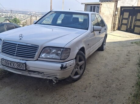 Mercedes S 320