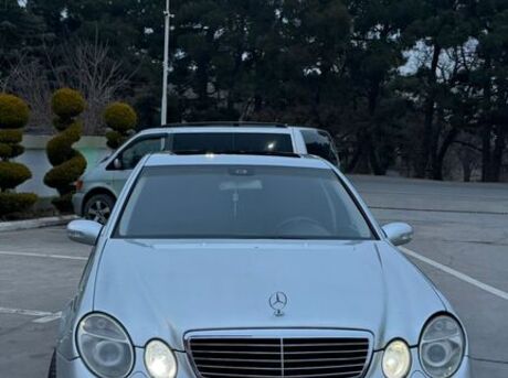 Mercedes E 280