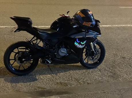 CFMOTO 250 SR
