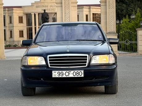 Mercedes C 180