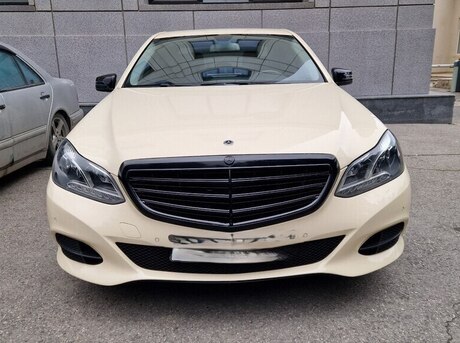 Mercedes E 220