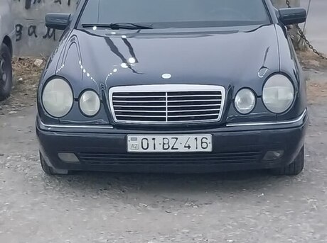 Mercedes E 300
