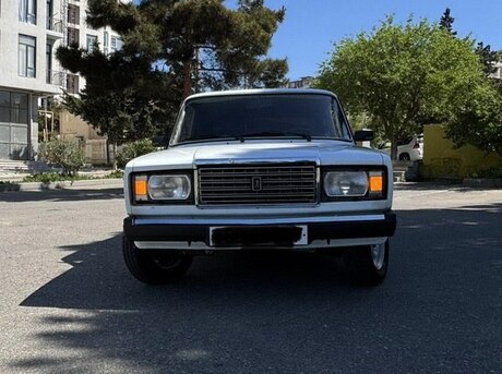 LADA (VAZ) 2107