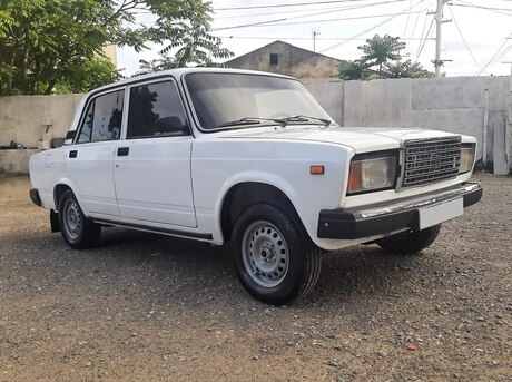 LADA (VAZ) 2107
