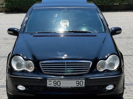 Mercedes C 320