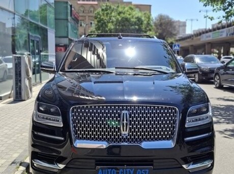 Lincoln Navigator