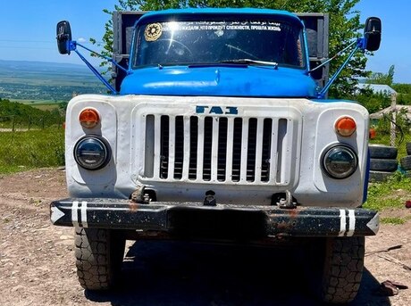 GAZ 53