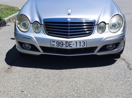 Mercedes E 220
