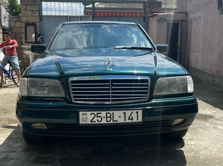 Mercedes C 220